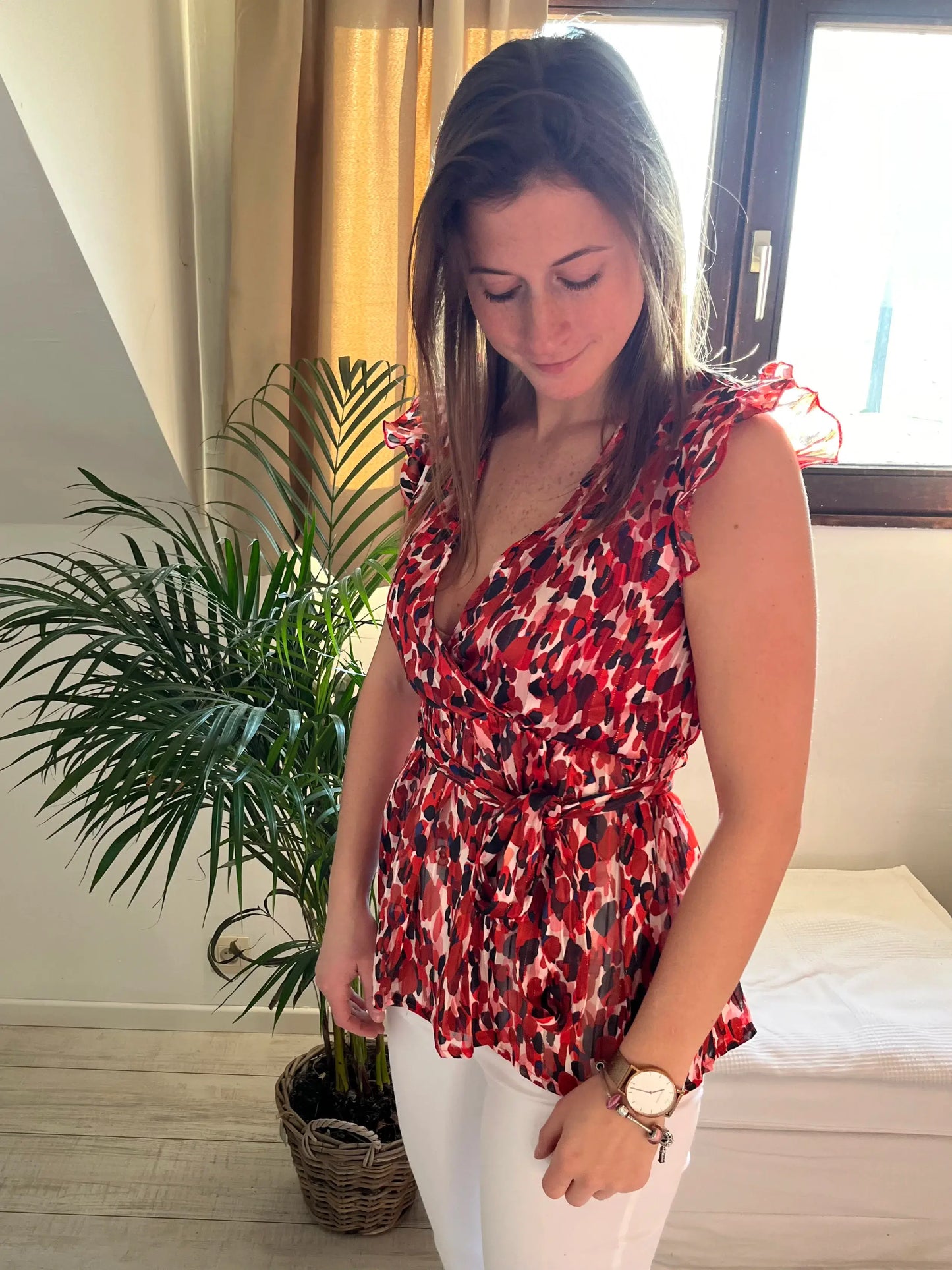 Blouse imprimée sans manches volantée