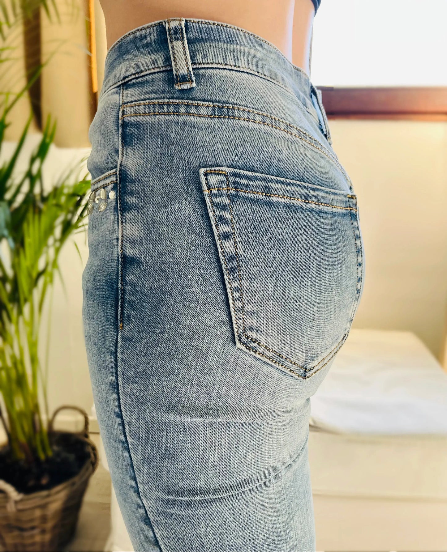 Jean slim Toxik3 avec strass