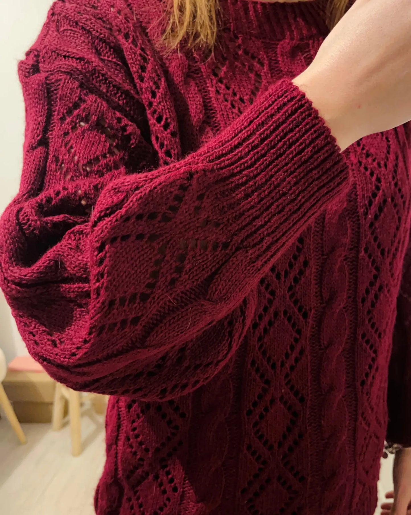Pull femme en maille bordeaux doux à manches longues – Le P’tit Détail