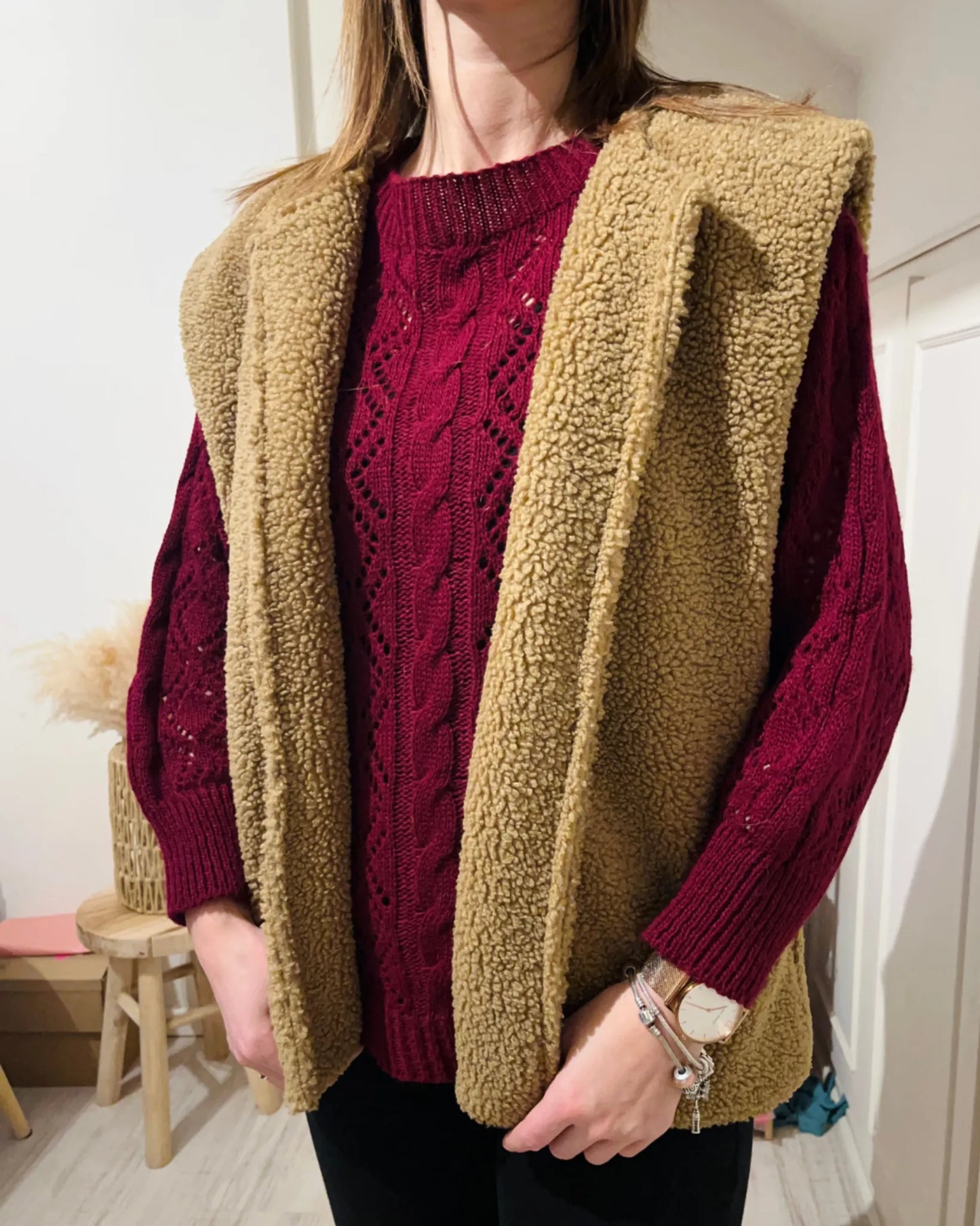 Pull femme en maille bordeaux doux à manches longues  avec pull en moumoute sans manche – Le P’tit Détail