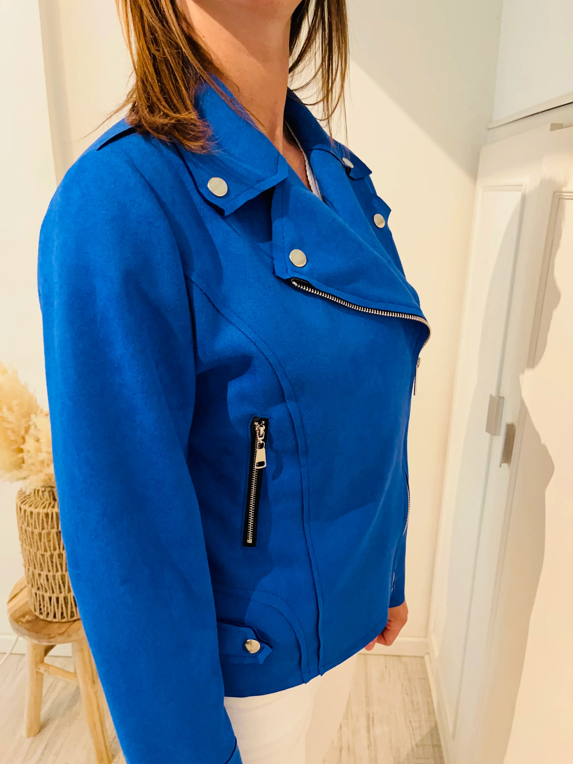 Veste perfecto en suédine bleue